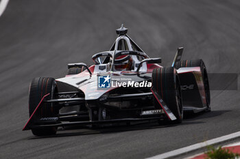 2024-05-26 - 94 WEHRLEIN Pascal (ger), TAG HEUER Porsche Formula E Team, Porsche 99X Electric, action during the 2024 Shanghai ePrix, 8th meeting of the 2023-24 ABB FIA Formula E World Championship, on the Shanghai International Circuit from May 24 to 26, 2024 in Shanghai, China - 2024 FORMULA E SHANGHAI EPRIX - FORMULA E - MOTORS