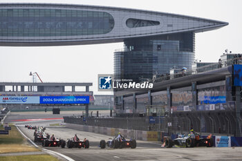 2024-05-26 - 33 TICKTUM Dan (gbr), ERT Formula E Team, ERT X24, action during the 2024 Shanghai ePrix, 8th meeting of the 2023-24 ABB FIA Formula E World Championship, on the Shanghai International Circuit from May 24 to 26, 2024 in Shanghai, China - 2024 FORMULA E SHANGHAI EPRIX - FORMULA E - MOTORS