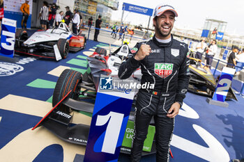 2024-05-26 - DA COSTA Antonio Felix (prt), TAG HEUER Porsche Formula E Team, Porsche 99X Electric, portrait during the 2024 Shanghai ePrix, 8th meeting of the 2023-24 ABB FIA Formula E World Championship, on the Shanghai International Circuit from May 24 to 26, 2024 in Shanghai, China - 2024 FORMULA E SHANGHAI EPRIX - FORMULA E - MOTORS