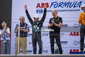 2024-05-26 - Podium, DA COSTA Antonio Felix (prt), TAG HEUER Porsche Formula E Team, Porsche 99X Electric, portrait during the 2024 Shanghai ePrix, 8th meeting of the 2023-24 ABB FIA Formula E World Championship, on the Shanghai International Circuit from May 24 to 26, 2024 in Shanghai, China - 2024 FORMULA E SHANGHAI EPRIX - FORMULA E - MOTORS