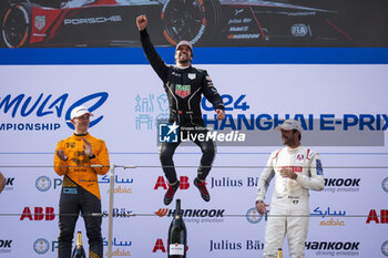 2024-05-26 - Podium, DA COSTA Antonio Felix (prt), TAG HEUER Porsche Formula E Team, Porsche 99X Electric, portrait during the 2024 Shanghai ePrix, 8th meeting of the 2023-24 ABB FIA Formula E World Championship, on the Shanghai International Circuit from May 24 to 26, 2024 in Shanghai, China - 2024 FORMULA E SHANGHAI EPRIX - FORMULA E - MOTORS