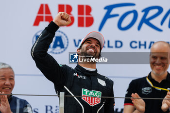 2024-05-26 - DA COSTA Antonio Felix (prt), TAG HEUER Porsche Formula E Team, Porsche 99X Electric, portrait podium during the 2024 Shanghai ePrix, 8th meeting of the 2023-24 ABB FIA Formula E World Championship, on the Shanghai International Circuit from May 24 to 26, 2024 in Shanghai, China - 2024 FORMULA E SHANGHAI EPRIX - FORMULA E - MOTORS