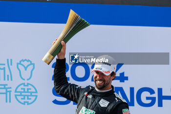 2024-05-26 - DA COSTA Antonio Felix (prt), TAG HEUER Porsche Formula E Team, Porsche 99X Electric, portrait podium during the 2024 Shanghai ePrix, 8th meeting of the 2023-24 ABB FIA Formula E World Championship, on the Shanghai International Circuit from May 24 to 26, 2024 in Shanghai, China - 2024 FORMULA E SHANGHAI EPRIX - FORMULA E - MOTORS