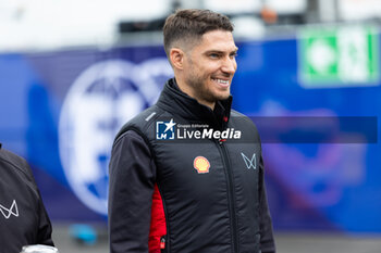 2024-06-27 - MORTARA Edoardo (swi), Mahindra Racing, Mahindra M9Electro, portrait during the 2024 Portland ePrix, 9th meeting of the 2023-24 ABB FIA Formula E World Championship, on the Portland International Raceway from June 28 to 30, 2024 in Portland, United States of America - 2024 FORMULA E PORTLAND EPRIX - FORMULA E - MOTORS