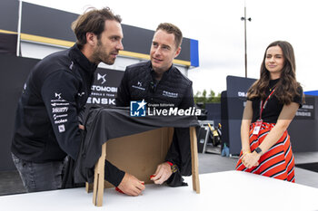 2024-06-27 - VANDOORNE Stoffel (bel), DS Penske, DS E-Tense FE23, VERGNE Jean-Eric (fra), DS Penske, DS E-Tense FE23, portrait during the 2024 Portland ePrix, 9th meeting of the 2023-24 ABB FIA Formula E World Championship, on the Portland International Raceway from June 28 to 30, 2024 in Portland, United States of America - 2024 FORMULA E PORTLAND EPRIX - FORMULA E - MOTORS