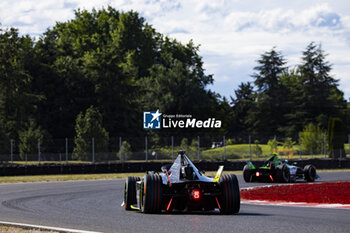 2024-06-29 - 33 TICKTUM Dan (gbr), ERT Formula E Team, ERT X24, action during the 2024 Portland ePrix, 9th meeting of the 2023-24 ABB FIA Formula E World Championship, on the Portland International Raceway from June 28 to 30, 2024 in Portland, United States of America - 2024 FORMULA E PORTLAND EPRIX - FORMULA E - MOTORS