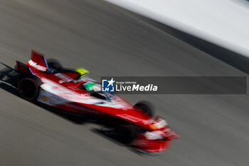 2024-06-29 - 22 COLLET Caio (bra), Nissan Formula E Team, Nissan e-4ORCE 04, action during the 2024 Portland ePrix, 9th meeting of the 2023-24 ABB FIA Formula E World Championship, on the Portland International Raceway from June 28 to 30, 2024 in Portland, United States of America - 2024 FORMULA E PORTLAND EPRIX - FORMULA E - MOTORS