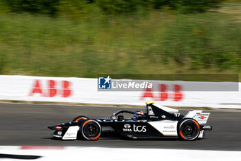 2024-06-29 - 37 CASSIDY Nick (nzl), Jaguar TCS Racing, Jaguar I-Type 6, action during the 2024 Portland ePrix, 9th meeting of the 2023-24 ABB FIA Formula E World Championship, on the Portland International Raceway from June 28 to 30, 2024 in Portland, United States of America - 2024 FORMULA E PORTLAND EPRIX - FORMULA E - MOTORS