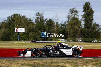 2024-06-29 - 37 CASSIDY Nick (nzl), Jaguar TCS Racing, Jaguar I-Type 6, action during the 2024 Portland ePrix, 9th meeting of the 2023-24 ABB FIA Formula E World Championship, on the Portland International Raceway from June 28 to 30, 2024 in Portland, United States of America - 2024 FORMULA E PORTLAND EPRIX - FORMULA E - MOTORS