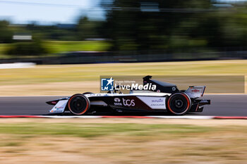 2024-06-29 - 09 EVANS Mitch (nzl), Jaguar TCS Racing, Jaguar I-Type 6, action during the 2024 Portland ePrix, 9th meeting of the 2023-24 ABB FIA Formula E World Championship, on the Portland International Raceway from June 28 to 30, 2024 in Portland, United States of America - 2024 FORMULA E PORTLAND EPRIX - FORMULA E - MOTORS