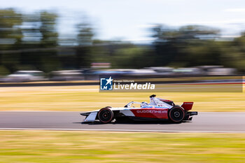 2024-06-29 - 01 DENNIS Jake (gbr), Andretti Global, Porsche 99X Electric, action during the 2024 Portland ePrix, 9th meeting of the 2023-24 ABB FIA Formula E World Championship, on the Portland International Raceway from June 28 to 30, 2024 in Portland, United States of America - 2024 FORMULA E PORTLAND EPRIX - FORMULA E - MOTORS