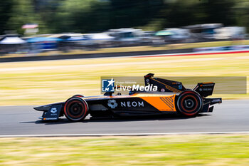 2024-06-29 - 08 BIRD Sam (gbr), NEOM McLaren Formula E Team, Nissan e-4ORCE 04, action during the 2024 Portland ePrix, 9th meeting of the 2023-24 ABB FIA Formula E World Championship, on the Portland International Raceway from June 28 to 30, 2024 in Portland, United States of America - 2024 FORMULA E PORTLAND EPRIX - FORMULA E - MOTORS