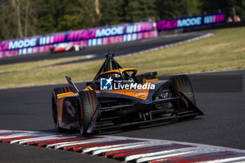 2024-06-29 - 08 BIRD Sam (gbr), NEOM McLaren Formula E Team, Nissan e-4ORCE 04, action during the 2024 Portland ePrix, 9th meeting of the 2023-24 ABB FIA Formula E World Championship, on the Portland International Raceway from June 28 to 30, 2024 in Portland, United States of America - 2024 FORMULA E PORTLAND EPRIX - FORMULA E - MOTORS