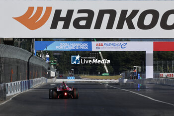 2024-06-29 - 22 COLLET Caio (bra), Nissan Formula E Team, Nissan e-4ORCE 04, action during the 2024 Portland ePrix, 9th meeting of the 2023-24 ABB FIA Formula E World Championship, on the Portland International Raceway from June 28 to 30, 2024 in Portland, United States of America - 2024 FORMULA E PORTLAND EPRIX - FORMULA E - MOTORS