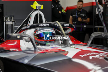 2024-06-29 - DA COSTA Antonio Felix (prt), TAG HEUER Porsche Formula E Team, Porsche 99X Electric, portrait during the 2024 Portland ePrix, 9th meeting of the 2023-24 ABB FIA Formula E World Championship, on the Portland International Raceway from June 28 to 30, 2024 in Portland, United States of America - 2024 FORMULA E PORTLAND EPRIX - FORMULA E - MOTORS