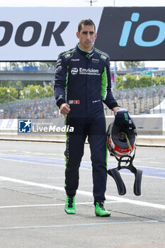 2024-06-29 - BUEMI Sébastien (swi), Envision Racing, Jaguar I-Type 6, portrait during the 2024 Portland ePrix, 9th meeting of the 2023-24 ABB FIA Formula E World Championship, on the Portland International Raceway from June 28 to 30, 2024 in Portland, United States of America - 2024 FORMULA E PORTLAND EPRIX - FORMULA E - MOTORS