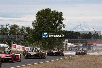 2024-06-29 - 02 VANDOORNE Stoffel (bel), DS Penske, DS E-Tense FE23, action during the 2024 Portland ePrix, 9th meeting of the 2023-24 ABB FIA Formula E World Championship, on the Portland International Raceway from June 28 to 30, 2024 in Portland, United States of America - 2024 FORMULA E PORTLAND EPRIX - FORMULA E - MOTORS