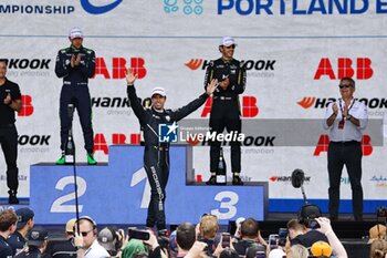 2024-06-29 - DA COSTA Antonio Felix (prt), TAG HEUER Porsche Formula E Team, Porsche 99X Electric, portrait VERGNE Jean-Eric (fra), DS Penske, DS E-Tense FE23, portrait FRIJNS Robin (nld), Envision Racing, Jaguar I-Type 6, portrait podium, portrait race 1 during the 2024 Portland ePrix, 9th meeting of the 2023-24 ABB FIA Formula E World Championship, on the Portland International Raceway from June 28 to 30, 2024 in Portland, United States of America - 2024 FORMULA E PORTLAND EPRIX - FORMULA E - MOTORS