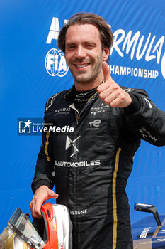 2024-06-29 - VERGNE Jean-Eric (fra), DS Penske, DS E-Tense FE23, portrait, podium, portrait, during the 2024 Portland ePrix, 9th meeting of the 2023-24 ABB FIA Formula E World Championship, on the Portland International Raceway from June 28 to 30, 2024 in Portland, United States of America - 2024 FORMULA E PORTLAND EPRIX - FORMULA E - MOTORS