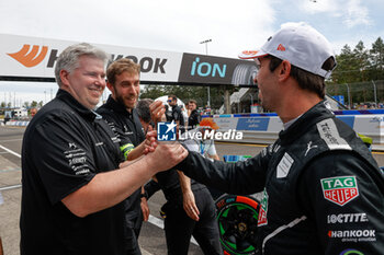 2024-06-29 - DA COSTA Antonio Felix (prt), TAG HEUER Porsche Formula E Team, Porsche 99X Electric, portrait, podium, portrait, during the 2024 Portland ePrix, 9th meeting of the 2023-24 ABB FIA Formula E World Championship, on the Portland International Raceway from June 28 to 30, 2024 in Portland, United States of America - 2024 FORMULA E PORTLAND EPRIX - FORMULA E - MOTORS