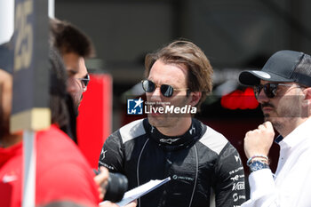 2024-06-29 - VERGNE Jean-Eric (fra), DS Penske, DS E-Tense FE23, portrait, grille de depart, starting grid, during the 2024 Portland ePrix, 9th meeting of the 2023-24 ABB FIA Formula E World Championship, on the Portland International Raceway from June 28 to 30, 2024 in Portland, United States of America - 2024 FORMULA E PORTLAND EPRIX - FORMULA E - MOTORS