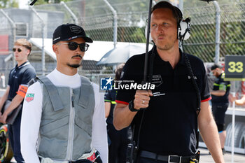 2024-06-29 - WEHRLEIN Pascal (ger), TAG HEUER Porsche Formula E Team, Porsche 99X Electric, portrait, grille de depart, starting grid, during the 2024 Portland ePrix, 9th meeting of the 2023-24 ABB FIA Formula E World Championship, on the Portland International Raceway from June 28 to 30, 2024 in Portland, United States of America - 2024 FORMULA E PORTLAND EPRIX - FORMULA E - MOTORS