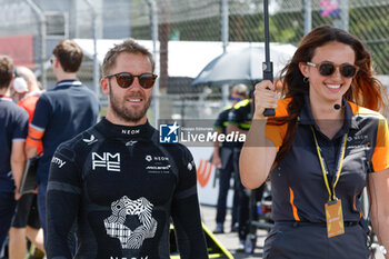 2024-06-29 - BIRD Sam (gbr), NEOM McLaren Formula E Team, Nissan e-4ORCE 04, portrait, grille de depart, starting grid, during the 2024 Portland ePrix, 9th meeting of the 2023-24 ABB FIA Formula E World Championship, on the Portland International Raceway from June 28 to 30, 2024 in Portland, United States of America - 2024 FORMULA E PORTLAND EPRIX - FORMULA E - MOTORS