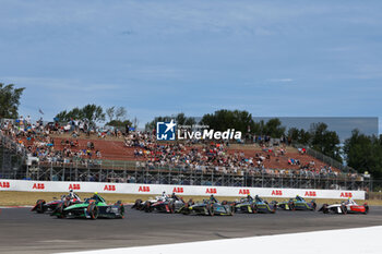 2024-06-29 - 04 FRIJNS Robin (nld), Envision Racing, Jaguar I-Type 6, action, during the 2024 Portland ePrix, 9th meeting of the 2023-24 ABB FIA Formula E World Championship, on the Portland International Raceway from June 28 to 30, 2024 in Portland, United States of America - 2024 FORMULA E PORTLAND EPRIX - FORMULA E - MOTORS