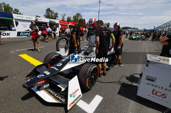 2024-06-29 - 09 EVANS Mitch (nzl), Jaguar TCS Racing, Jaguar I-Type 6, during the 2024 Portland ePrix, 9th meeting of the 2023-24 ABB FIA Formula E World Championship, on the Portland International Raceway from June 28 to 30, 2024 in Portland, United States of America - 2024 FORMULA E PORTLAND EPRIX - FORMULA E - MOTORS