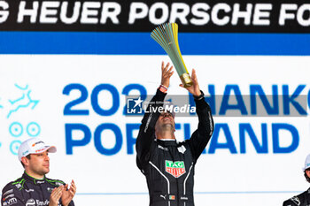 2024-06-30 - DA COSTA Antonio Felix (prt), TAG HEUER Porsche Formula E Team, Porsche 99X Electric, portrait podium, portrait during the 2024 Portland ePrix, 9th meeting of the 2023-24 ABB FIA Formula E World Championship, on the Portland International Raceway from June 28 to 30, 2024 in Portland, United States of America - 2024 FORMULA E PORTLAND EPRIX - FORMULA E - MOTORS