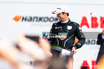 2024-06-30 - DA COSTA Antonio Felix (prt), TAG HEUER Porsche Formula E Team, Porsche 99X Electric, portrait podium, portrait during the 2024 Portland ePrix, 9th meeting of the 2023-24 ABB FIA Formula E World Championship, on the Portland International Raceway from June 28 to 30, 2024 in Portland, United States of America - 2024 FORMULA E PORTLAND EPRIX - FORMULA E - MOTORS