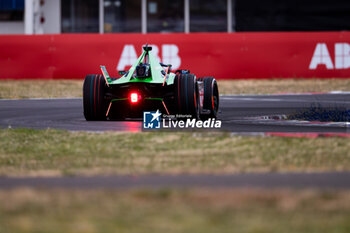 2024-06-30 - 16 BUEMI Sébastien (swi), Envision Racing, Jaguar I-Type 6, action during the 2024 Portland ePrix, 9th meeting of the 2023-24 ABB FIA Formula E World Championship, on the Portland International Raceway from June 28 to 30, 2024 in Portland, United States of America - 2024 FORMULA E PORTLAND EPRIX - FORMULA E - MOTORS