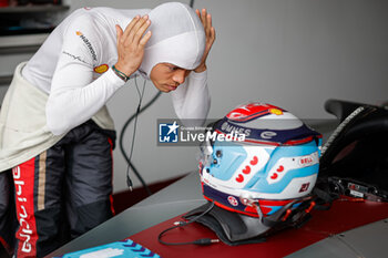 2024-06-30 - DE VRIES Nyck (nld), Mahindra Racing, Mahindra M9Electro, portrait, during the 2024 Portland ePrix, 9th meeting of the 2023-24 ABB FIA Formula E World Championship, on the Portland International Raceway from June 28 to 30, 2024 in Portland, United States of America - 2024 FORMULA E PORTLAND EPRIX - FORMULA E - MOTORS