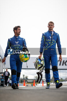 2024-06-30 - DI GRASSI Lucas (bra), ABT CUPRA Formula E Team, Mahindra M9Electro, portrait, MULLER Nico (swi), ABT CUPRA Formula E Team, Mahindra M9Electro, portrait, during the 2024 Portland ePrix, 9th meeting of the 2023-24 ABB FIA Formula E World Championship, on the Portland International Raceway from June 28 to 30, 2024 in Portland, United States of America - 2024 FORMULA E PORTLAND EPRIX - FORMULA E - MOTORS