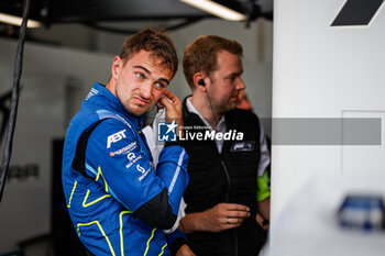 2024-06-30 - MULLER Nico (swi), ABT CUPRA Formula E Team, Mahindra M9Electro, portrait, during the 2024 Portland ePrix, 9th meeting of the 2023-24 ABB FIA Formula E World Championship, on the Portland International Raceway from June 28 to 30, 2024 in Portland, United States of America - 2024 FORMULA E PORTLAND EPRIX - FORMULA E - MOTORS