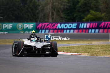 2024-06-30 - 37 CASSIDY Nick (nzl), Jaguar TCS Racing, Jaguar I-Type 6, action during the 2024 Portland ePrix, 9th meeting of the 2023-24 ABB FIA Formula E World Championship, on the Portland International Raceway from June 28 to 30, 2024 in Portland, United States of America - 2024 FORMULA E PORTLAND EPRIX - FORMULA E - MOTORS