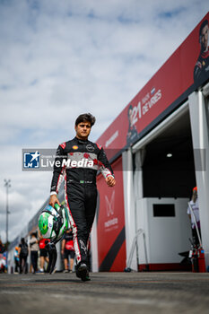 2024-06-30 - COLLET Caio (bra), Nissan Formula E Team, Nissan e-4ORCE 04, portrait, during the 2024 Portland ePrix, 9th meeting of the 2023-24 ABB FIA Formula E World Championship, on the Portland International Raceway from June 28 to 30, 2024 in Portland, United States of America - 2024 FORMULA E PORTLAND EPRIX - FORMULA E - MOTORS