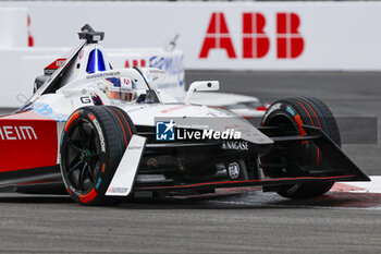 2024-06-30 - 01 DENNIS Jake (gbr), Andretti Global, Porsche 99X Electric, action during the 2024 Portland ePrix, 9th meeting of the 2023-24 ABB FIA Formula E World Championship, on the Portland International Raceway from June 28 to 30, 2024 in Portland, United States of America - 2024 FORMULA E PORTLAND EPRIX - FORMULA E - MOTORS