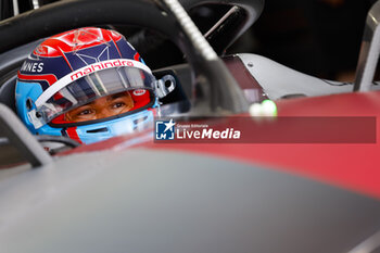 2024-06-30 - DE VRIES Nyck (nld), Mahindra Racing, Mahindra M9Electro, portrait during the 2024 Portland ePrix, 9th meeting of the 2023-24 ABB FIA Formula E World Championship, on the Portland International Raceway from June 28 to 30, 2024 in Portland, United States of America - 2024 FORMULA E PORTLAND EPRIX - FORMULA E - MOTORS