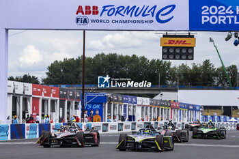 2024-06-30 - 13 DA COSTA Antonio Felix (prt), TAG HEUER Porsche Formula E Team, Porsche 99X Electric, 51 MULLER Nico (swi), ABT CUPRA Formula E Team, Mahindra M9Electro, action during the 2024 Portland ePrix, 9th meeting of the 2023-24 ABB FIA Formula E World Championship, on the Portland International Raceway from June 28 to 30, 2024 in Portland, United States of America - 2024 FORMULA E PORTLAND EPRIX - FORMULA E - MOTORS