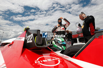 2024-06-30 - grille de depart, starting grid ,COLLET Caio (bra), Nissan Formula E Team, Nissan e-4ORCE 04, portrait, during the 2024 Portland ePrix, 9th meeting of the 2023-24 ABB FIA Formula E World Championship, on the Portland International Raceway from June 28 to 30, 2024 in Portland, United States of America - 2024 FORMULA E PORTLAND EPRIX - FORMULA E - MOTORS