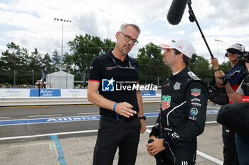 2024-06-30 - DA COSTA Antonio Felix (prt), TAG HEUER Porsche Formula E Team, Porsche 99X Electric, portrait, during the 2024 Portland ePrix, 9th meeting of the 2023-24 ABB FIA Formula E World Championship, on the Portland International Raceway from June 28 to 30, 2024 in Portland, United States of America - 2024 FORMULA E PORTLAND EPRIX - FORMULA E - MOTORS