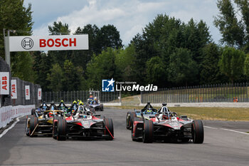 2024-06-30 - 13 DA COSTA Antonio Felix (prt), TAG HEUER Porsche Formula E Team, Porsche 99X Electric, action, 94 WEHRLEIN Pascal (ger), TAG HEUER Porsche Formula E Team, Porsche 99X Electric, action, during the 2024 Portland ePrix, 9th meeting of the 2023-24 ABB FIA Formula E World Championship, on the Portland International Raceway from June 28 to 30, 2024 in Portland, United States of America - 2024 FORMULA E PORTLAND EPRIX - FORMULA E - MOTORS