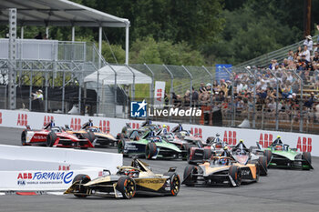 2024-06-30 - 25 VERGNE Jean-Eric (fra), DS Penske, DS E-Tense FE23, action during the 2024 Portland ePrix, 9th meeting of the 2023-24 ABB FIA Formula E World Championship, on the Portland International Raceway from June 28 to 30, 2024 in Portland, United States of America - 2024 FORMULA E PORTLAND EPRIX - FORMULA E - MOTORS