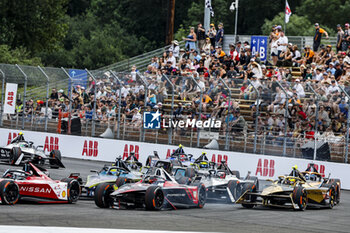 2024-06-30 - 94 WEHRLEIN Pascal (ger), TAG HEUER Porsche Formula E Team, Porsche 99X Electric, action during the 2024 Portland ePrix, 9th meeting of the 2023-24 ABB FIA Formula E World Championship, on the Portland International Raceway from June 28 to 30, 2024 in Portland, United States of America - 2024 FORMULA E PORTLAND EPRIX - FORMULA E - MOTORS