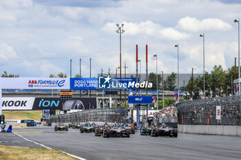 2024-06-30 - 13 DA COSTA Antonio Felix (prt), TAG HEUER Porsche Formula E Team, Porsche 99X Electric, action 24 during the 2024 Portland ePrix, 9th meeting of the 2023-24 ABB FIA Formula E World Championship, on the Portland International Raceway from June 28 to 30, 2024 in Portland, United States of America - 2024 FORMULA E PORTLAND EPRIX - FORMULA E - MOTORS