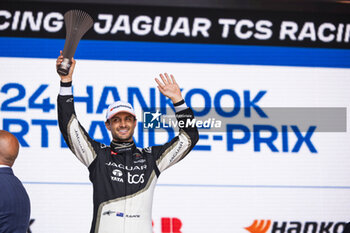 2024-07-01 - EVANS Mitch (nzl), Jaguar TCS Racing, Jaguar I-Type 6, portrait during the 2024 Portland ePrix, 9th meeting of the 2023-24 ABB FIA Formula E World Championship, on the Portland International Raceway from June 28 to 30, 2024 in Portland, United States of America - 2024 FORMULA E PORTLAND EPRIX - FORMULA E - MOTORS