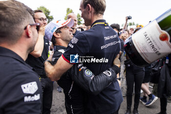 2024-07-01 - DA COSTA Antonio Felix (prt), TAG HEUER Porsche Formula E Team, Porsche 99X Electric, portrait during the 2024 Portland ePrix, 9th meeting of the 2023-24 ABB FIA Formula E World Championship, on the Portland International Raceway from June 28 to 30, 2024 in Portland, United States of America - 2024 FORMULA E PORTLAND EPRIX - FORMULA E - MOTORS