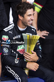 2024-07-01 - DA COSTA Antonio Felix (prt), TAG HEUER Porsche Formula E Team, Porsche 99X Electric, portrait during the 2024 Portland ePrix, 9th meeting of the 2023-24 ABB FIA Formula E World Championship, on the Portland International Raceway from June 28 to 30, 2024 in Portland, United States of America - 2024 FORMULA E PORTLAND EPRIX - FORMULA E - MOTORS