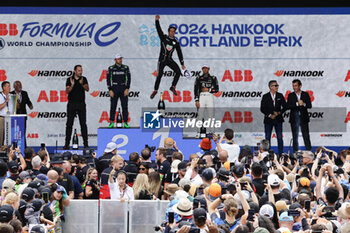 2024-07-01 - DA COSTA Antonio Felix (prt), TAG HEUER Porsche Formula E Team, Porsche 99X Electric, portrait FRIJNS Robin (nld), Envision Racing, Jaguar I-Type 6, portrait EVANS Mitch (nzl), Jaguar TCS Racing, Jaguar I-Type 6, portrait podium, portrait during the 2024 Portland ePrix, 9th meeting of the 2023-24 ABB FIA Formula E World Championship, on the Portland International Raceway from June 28 to 30, 2024 in Portland, United States of America - 2024 FORMULA E PORTLAND EPRIX - FORMULA E - MOTORS